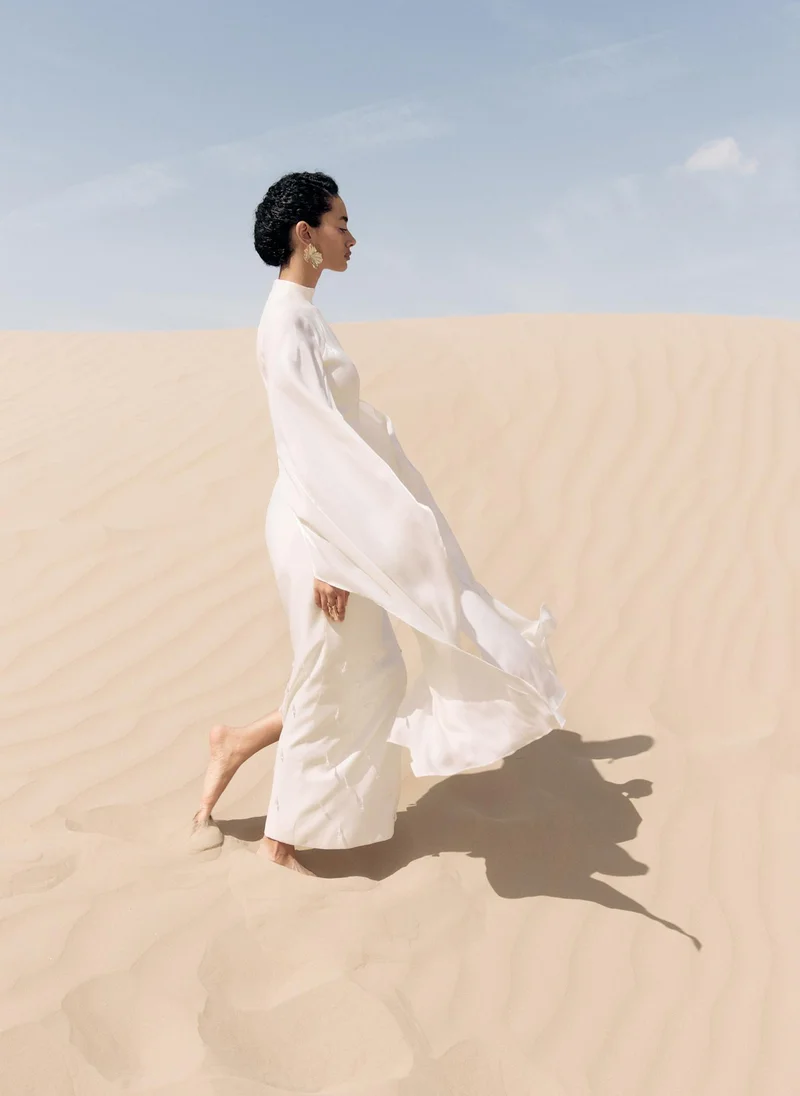 Lichi Maxi dress with loose sleeves and skirt embellishment